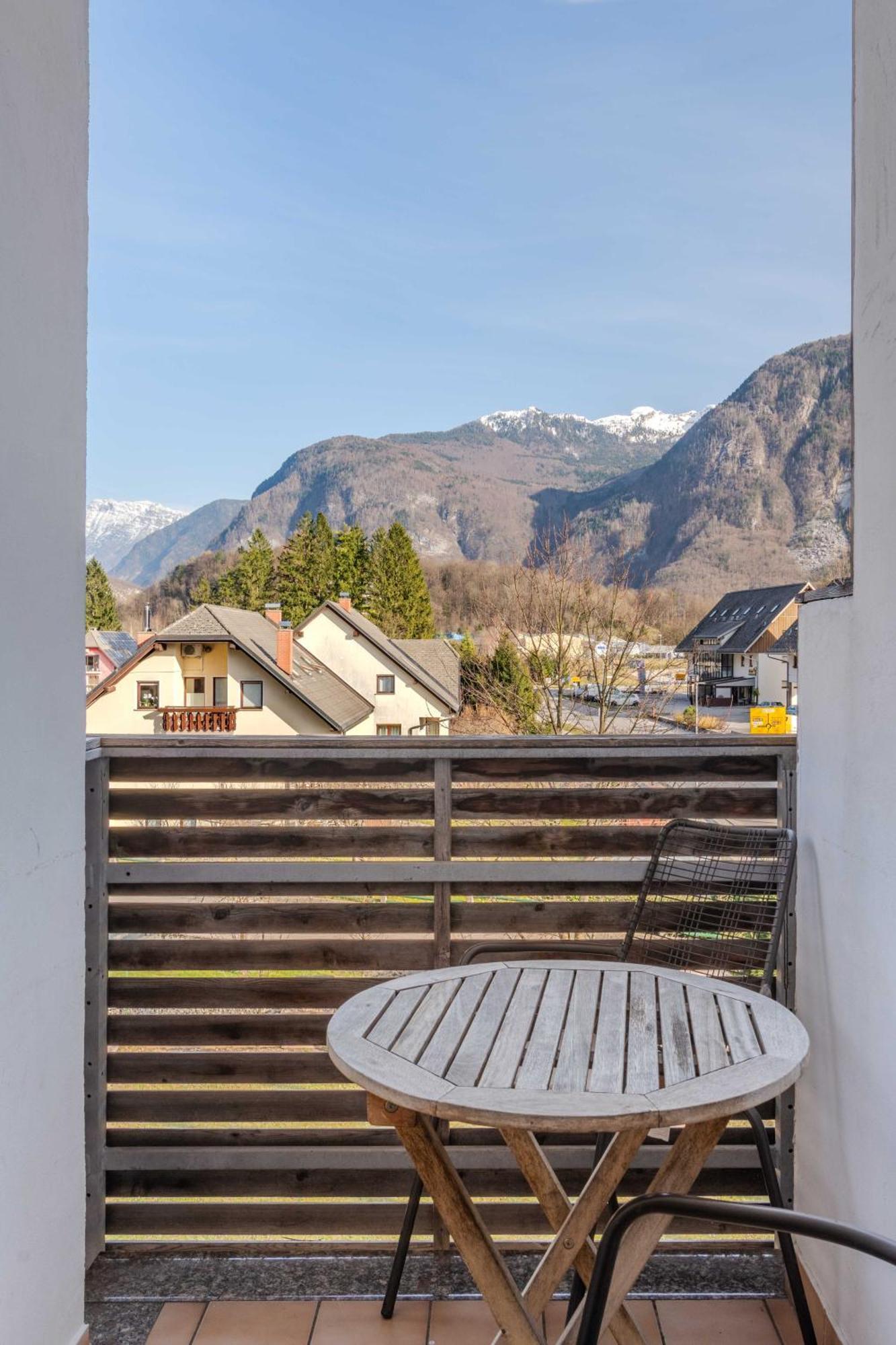 Apartments Skok With Rafting And Free Parking Bovec Ruang foto